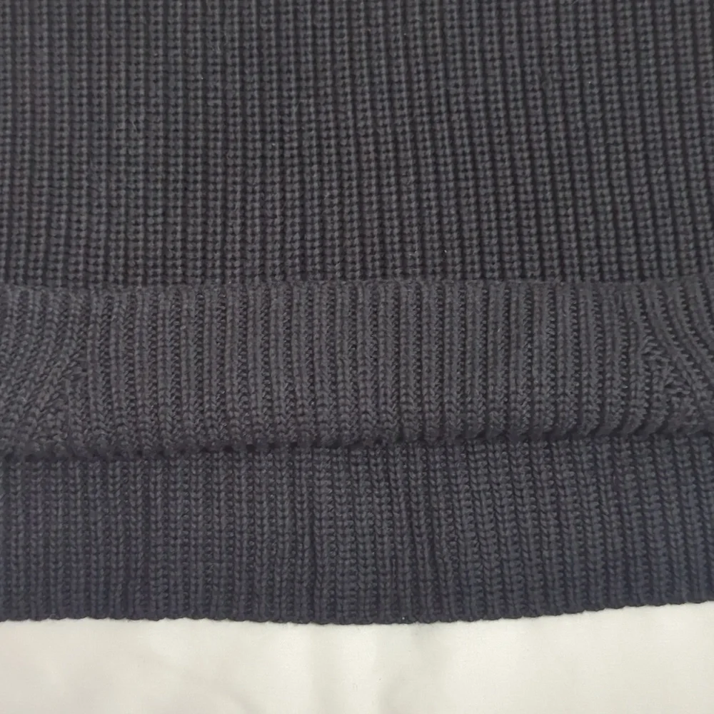 White House Black Market Black Cropped Crewneck Sweater - Picture 7 of 15